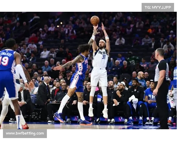 西部附加赛席位争夺，勇士独行侠压力增大